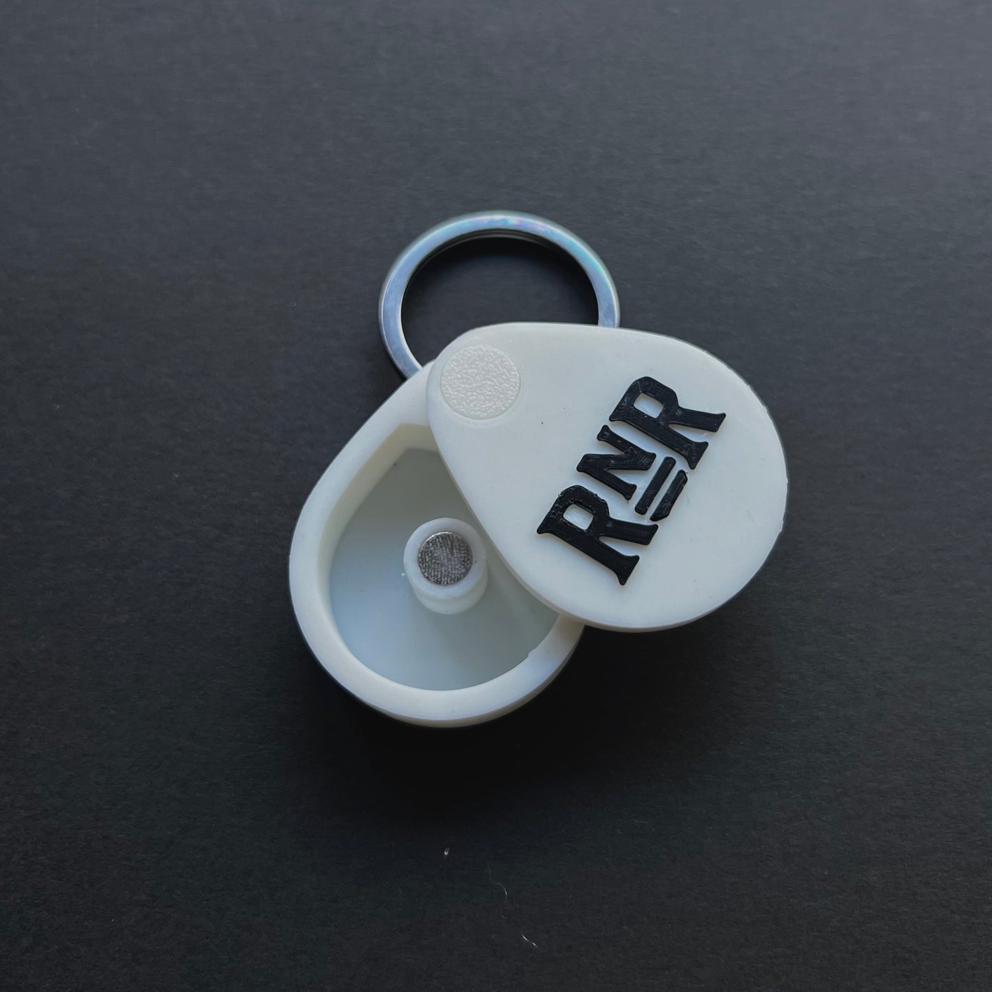 RIP’N ROLL RING HOLDER